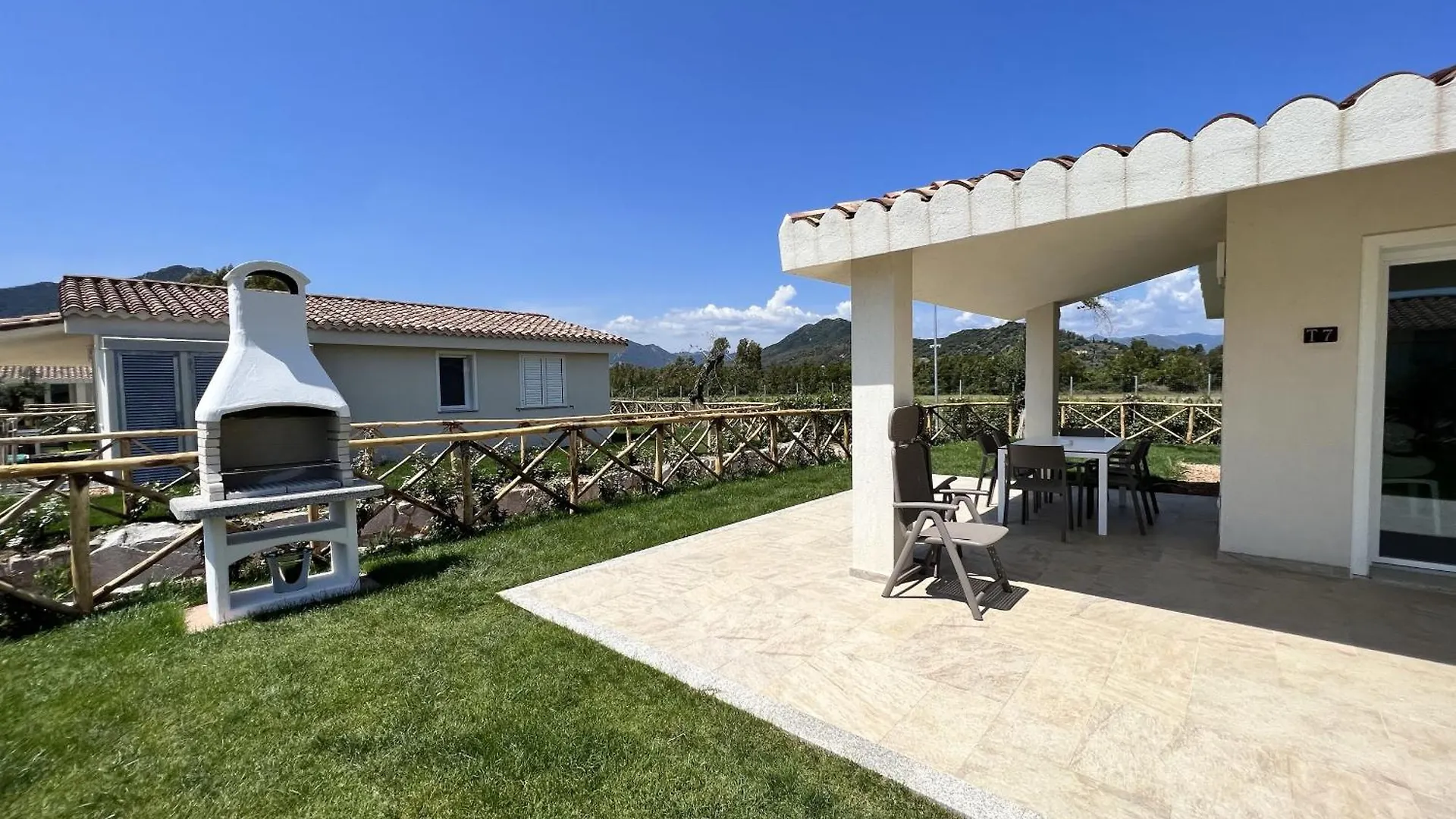 Ville D'Ogliastra 2 - Marina Suites 卡尔德都 公寓式酒店